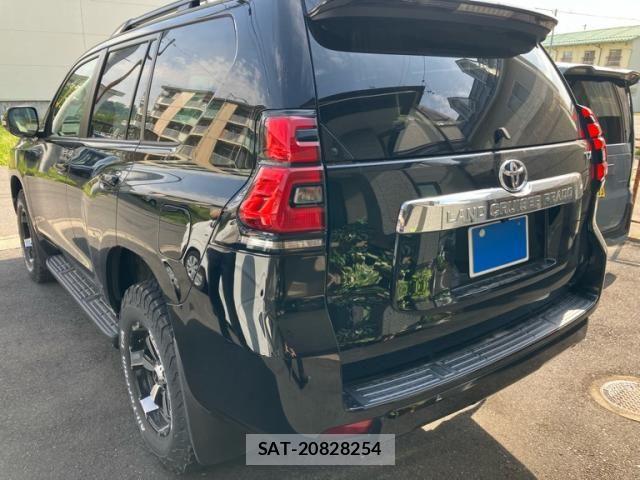 Toyota LAND CRUISER PRADO 2021-08 8074252-2