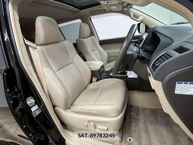 Toyota LAND CRUISER PRADO 2023-01 8074240-9