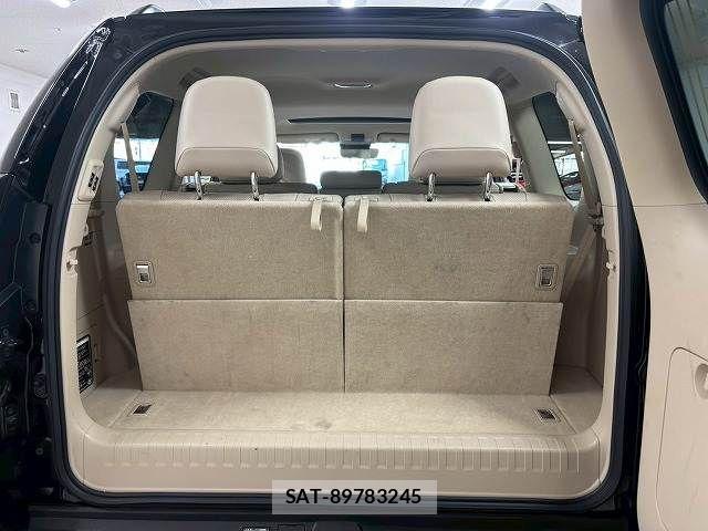 Toyota LAND CRUISER PRADO 2023-01 8074240-12