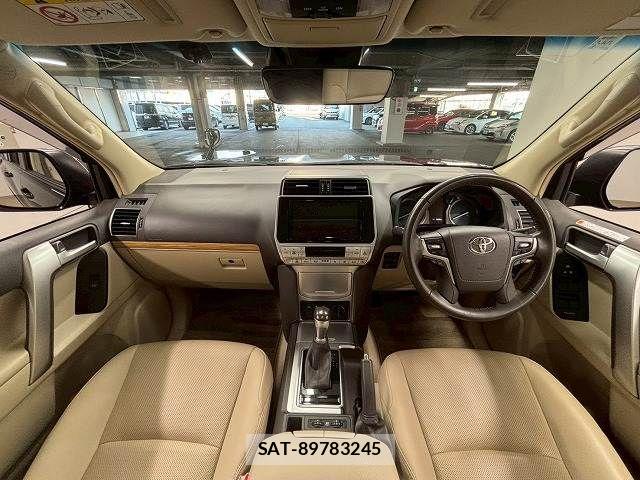 Toyota LAND CRUISER PRADO 2023-01 8074240-1