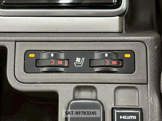Toyota LAND CRUISER PRADO 2023-01 8074240-8