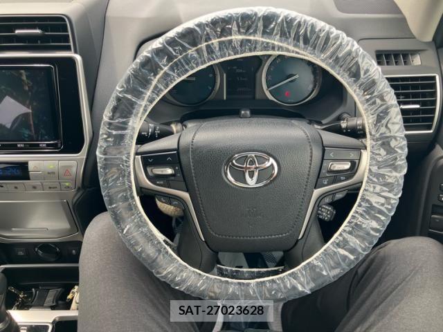 Toyota LAND CRUISER PRADO 2019-09 8074256-2