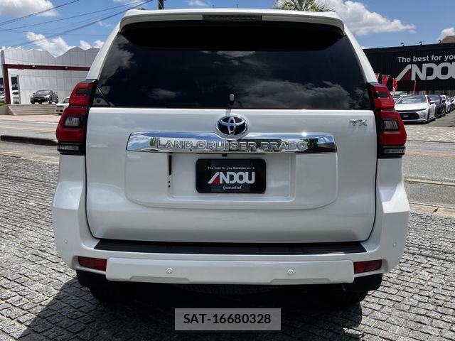 Toyota LAND CRUISER PRADO 2022-08 8074239-6