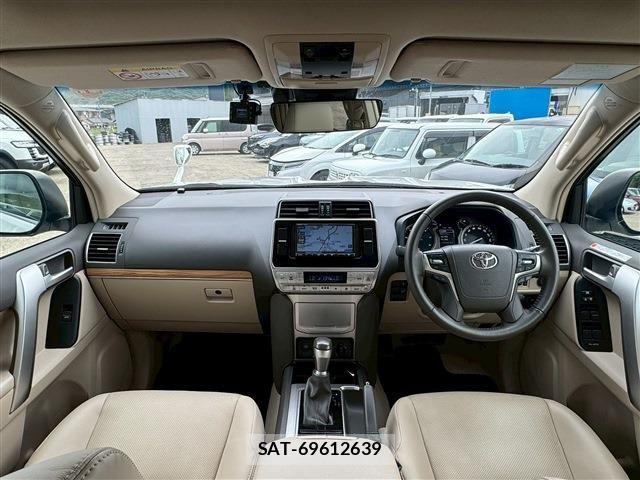 Toyota LAND CRUISER PRADO 2023-02 8074237-2