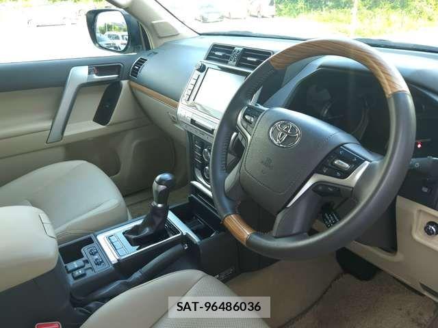 Toyota LAND CRUISER PRADO 2020-01 8074234-10
