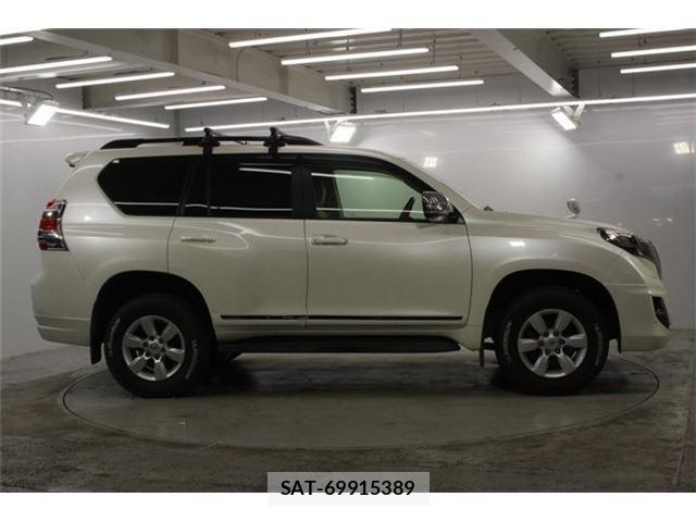 Toyota LAND CRUISER PRADO 2015-06 8074258-3
