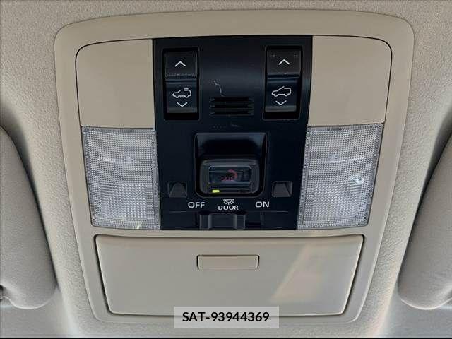 Toyota LAND CRUISER PRADO 2023-10 8074244-22