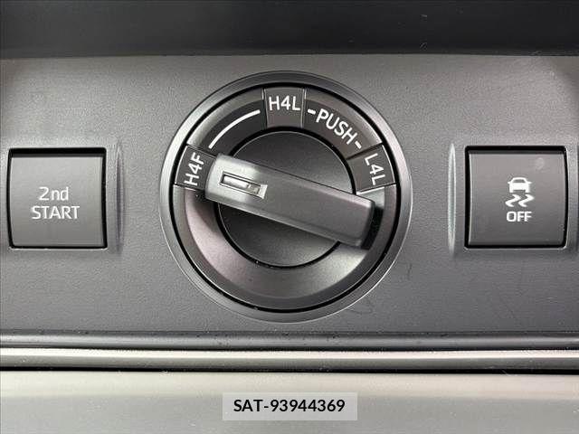 Toyota LAND CRUISER PRADO 2023-10 8074244-24
