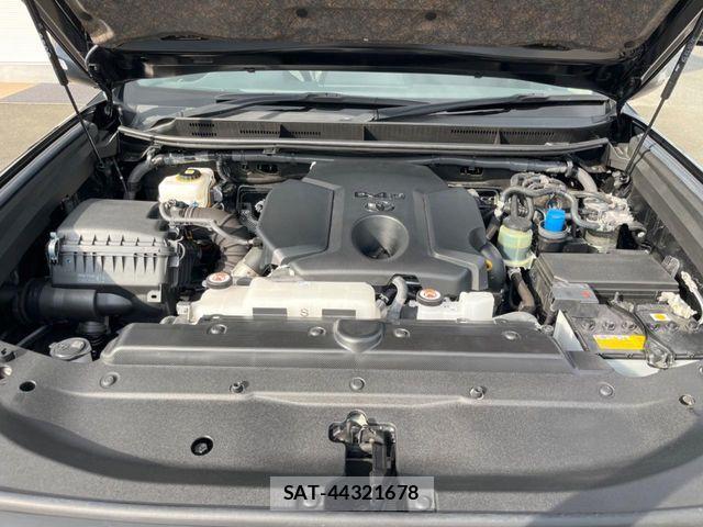 Toyota LAND CRUISER PRADO 2023-11 8074238-18