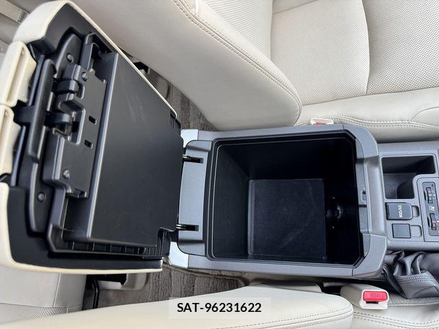 Toyota LAND CRUISER PRADO 2022-10 8074249-19