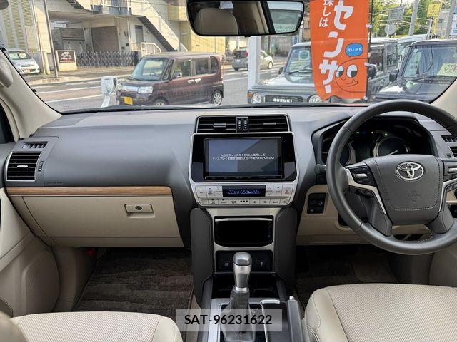 Toyota LAND CRUISER PRADO 2022-10 8074249-2