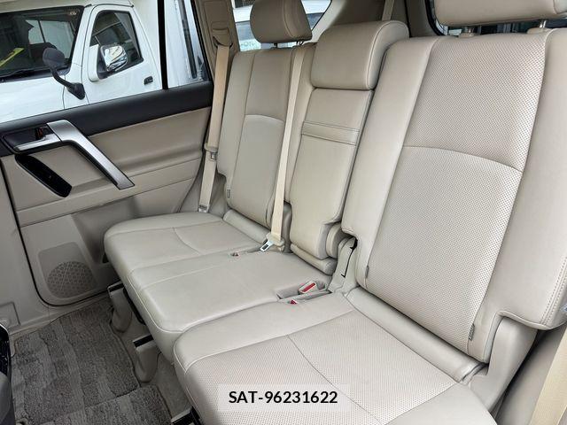 Toyota LAND CRUISER PRADO 2022-10 8074249-8