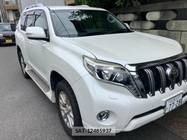 Toyota LAND CRUISER PRADO 2015-10 8100005-1