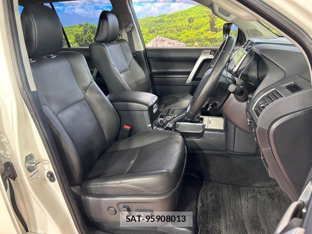 Toyota LAND CRUISER PRADO 2023-08 8099970-7