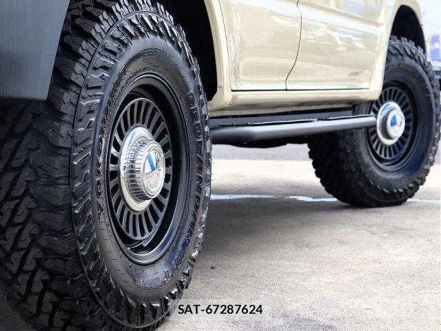 Toyota LAND CRUISER PRADO 2001-01 8100006-17