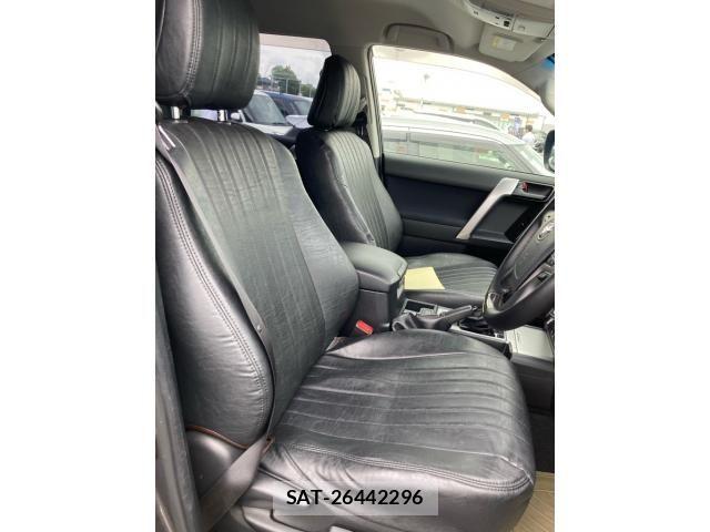 Toyota LAND CRUISER PRADO 2019-03 8099980-9