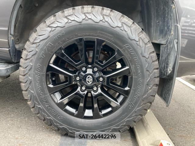 Toyota LAND CRUISER PRADO 2019-03 8099980-8