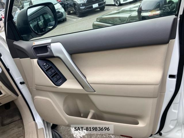 Toyota LAND CRUISER PRADO 2021-09 8099972-8