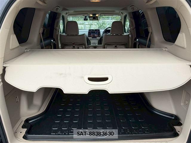 Toyota LAND CRUISER PRADO 2023-04 8099966-16