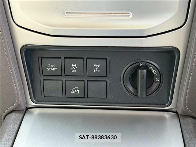 Toyota LAND CRUISER PRADO 2023-04 8099966-28