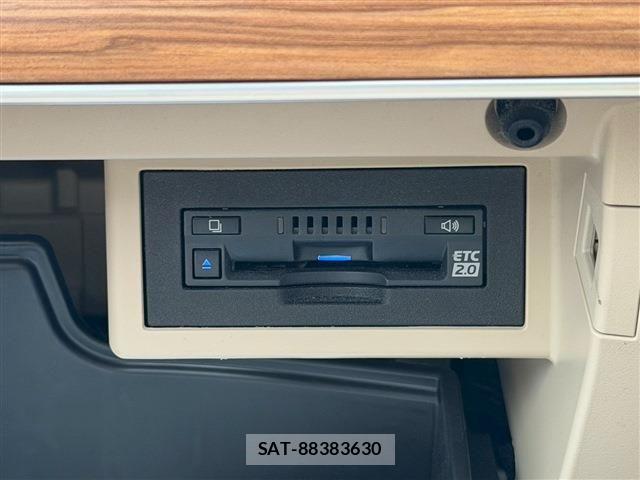 Toyota LAND CRUISER PRADO 2023-04 8099966-29