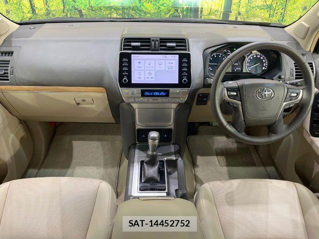 Toyota LAND CRUISER PRADO 2023-02 8099974-1