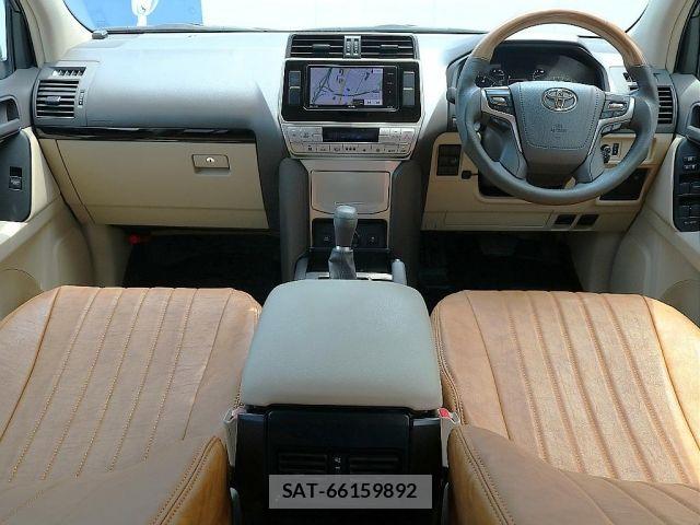 Toyota LAND CRUISER PRADO 2023-01 8099969-1