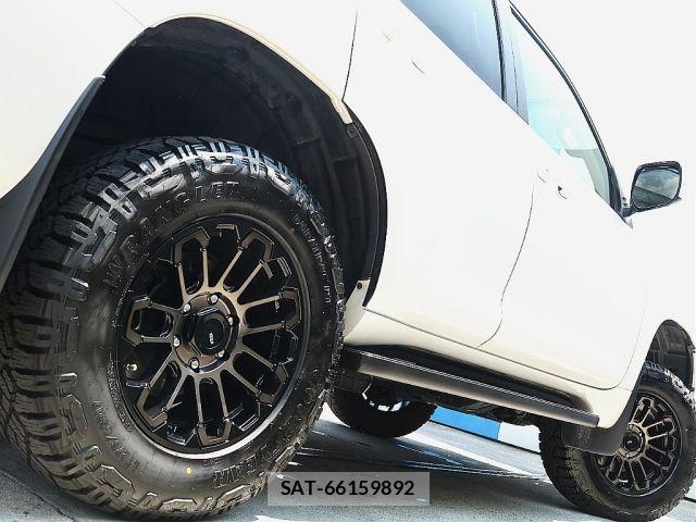 Toyota LAND CRUISER PRADO 2023-01 8099969-6