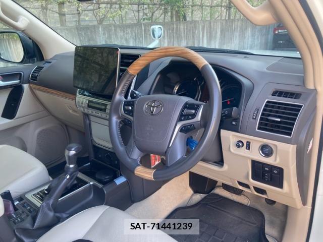 Toyota LAND CRUISER PRADO 2022-06 8099979-9