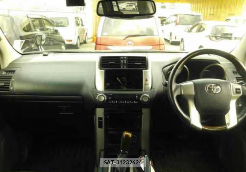 Toyota LAND CRUISER PRADO 2012-02 8095356-7
