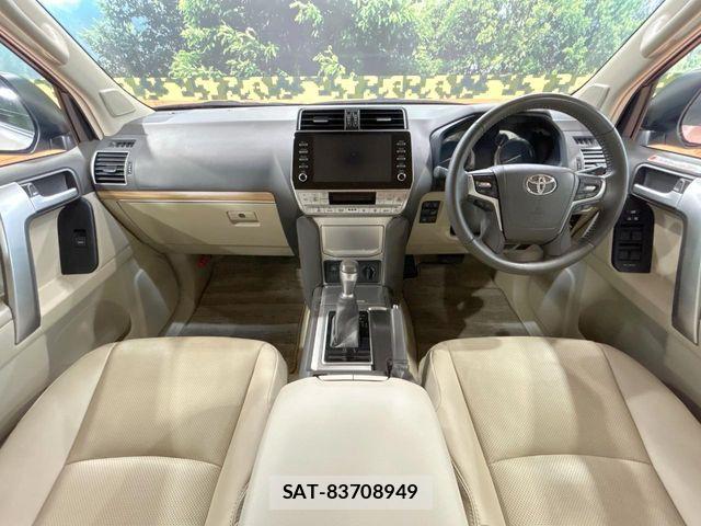Toyota LAND CRUISER PRADO 2023-01 8099959-1