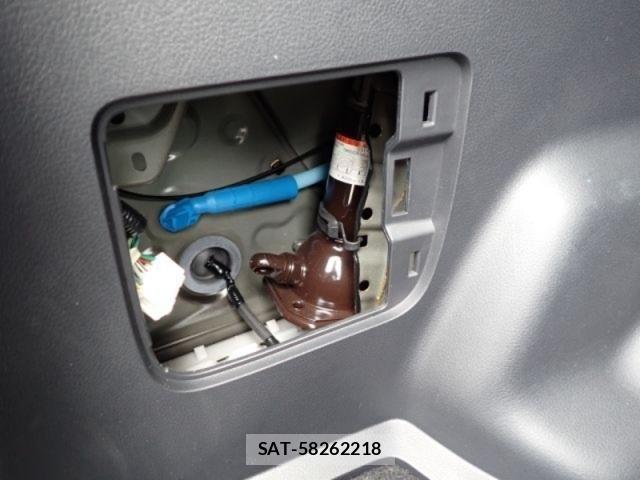Toyota LAND CRUISER PRADO 2019-08 8099984-20