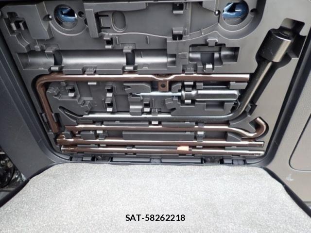 Toyota LAND CRUISER PRADO 2019-08 8099984-21