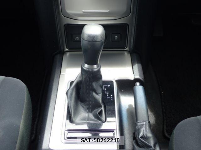 Toyota LAND CRUISER PRADO 2019-08 8099984-27