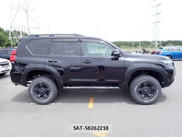 Toyota LAND CRUISER PRADO 2019-08 8099984-7