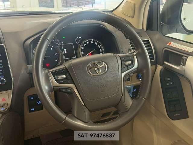 Toyota LAND CRUISER PRADO 2023-11 8099963-17