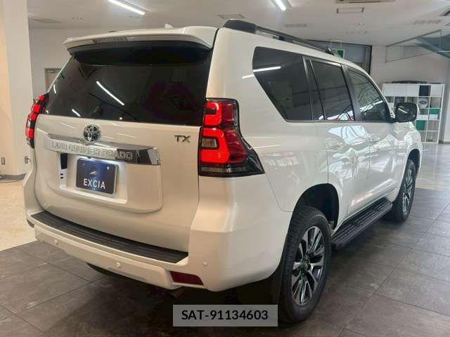 Toyota LAND CRUISER PRADO 2023-04 8099962-11
