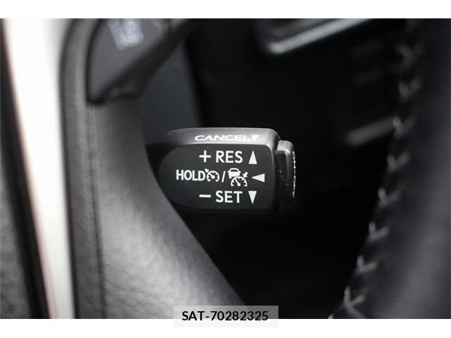 Toyota LAND CRUISER PRADO 2022-03 8099999-3