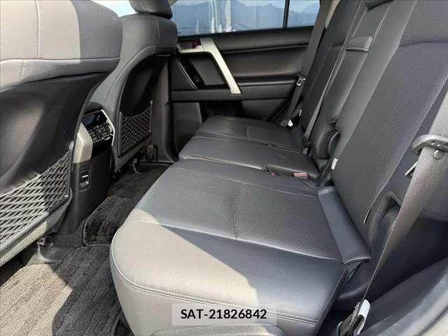 Toyota LAND CRUISER PRADO 2018-02 8099968-18