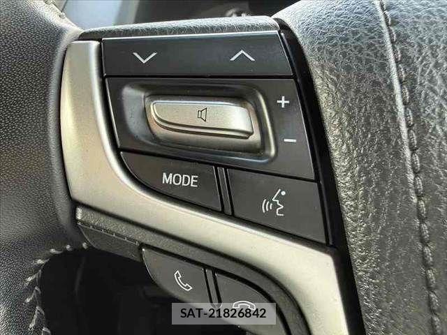Toyota LAND CRUISER PRADO 2018-02 8099968-25