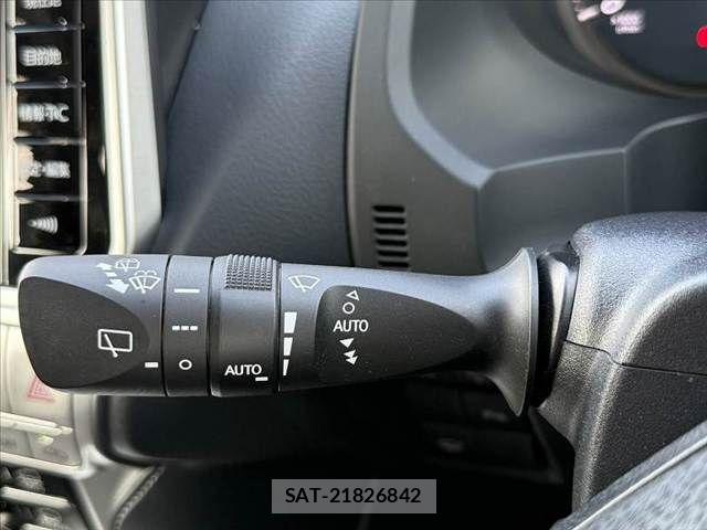 Toyota LAND CRUISER PRADO 2018-02 8099968-27