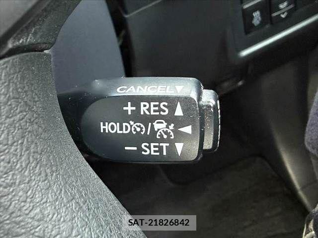 Toyota LAND CRUISER PRADO 2018-02 8099968-6