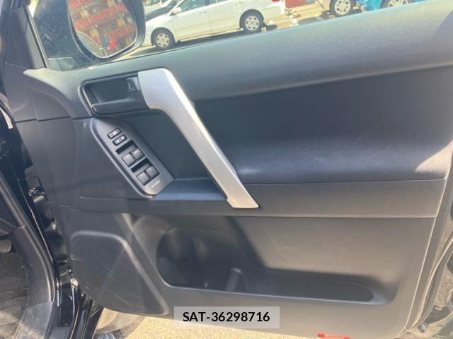 Toyota LAND CRUISER PRADO 2018-09 8099985-12