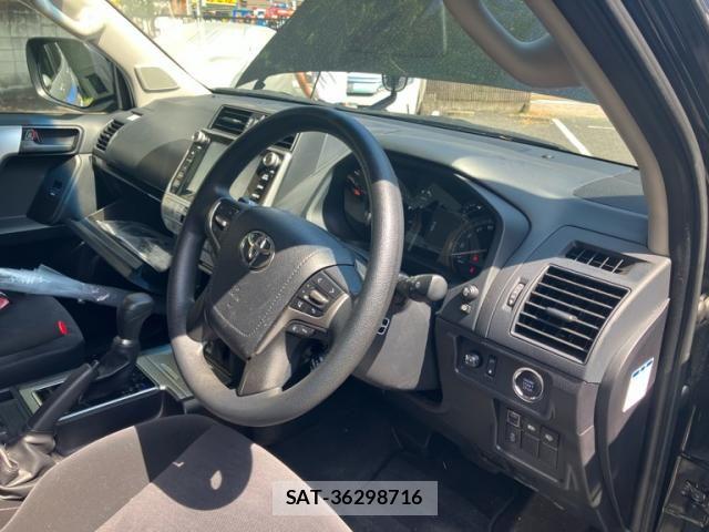 Toyota LAND CRUISER PRADO 2018-09 8099985-15