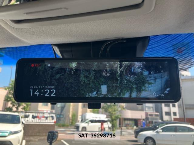 Toyota LAND CRUISER PRADO 2018-09 8099985-24
