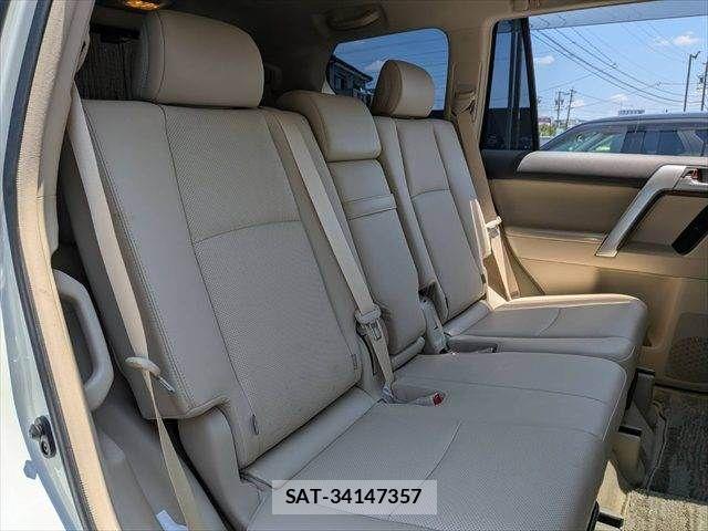 Toyota LAND CRUISER PRADO 2022-10 8130899-9