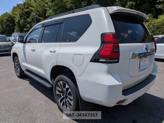 Toyota LAND CRUISER PRADO 2022-10 8130899-21