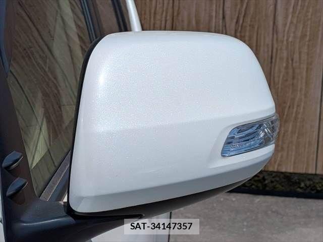 Toyota LAND CRUISER PRADO 2022-10 8130899-27