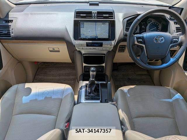 Toyota LAND CRUISER PRADO 2022-10 8130899-2