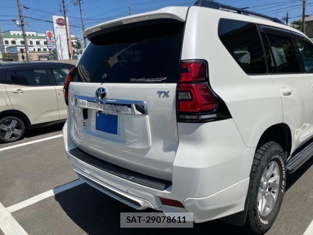 Toyota LAND CRUISER PRADO 2020-03 8130889-1